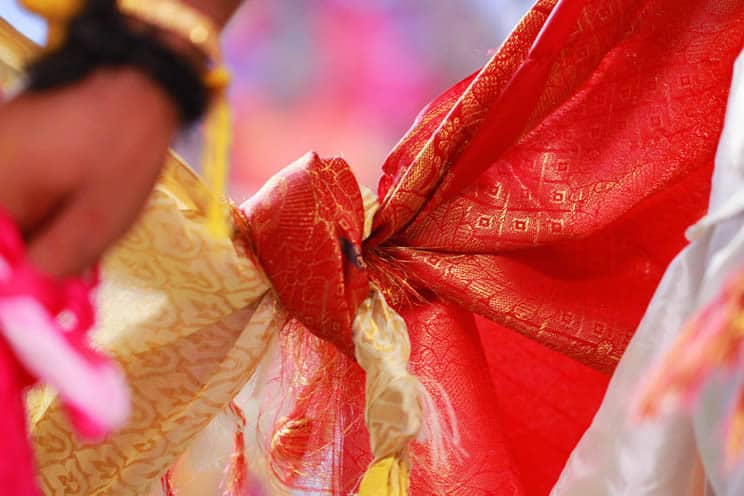 Hindu wedding knot