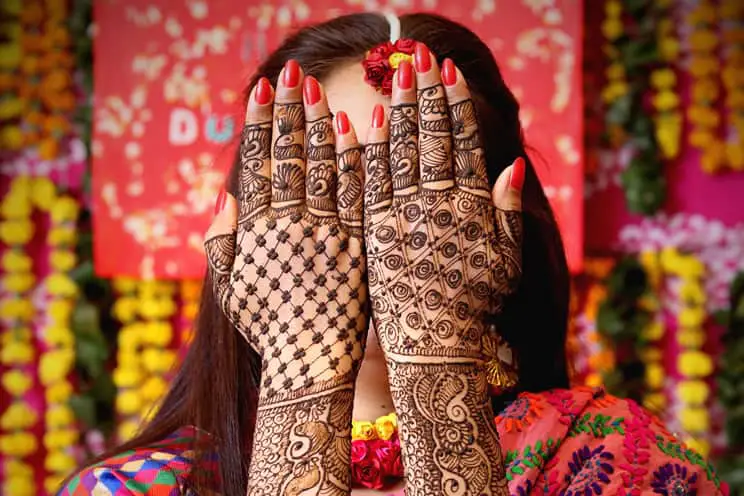 Hindu bride with mehndi